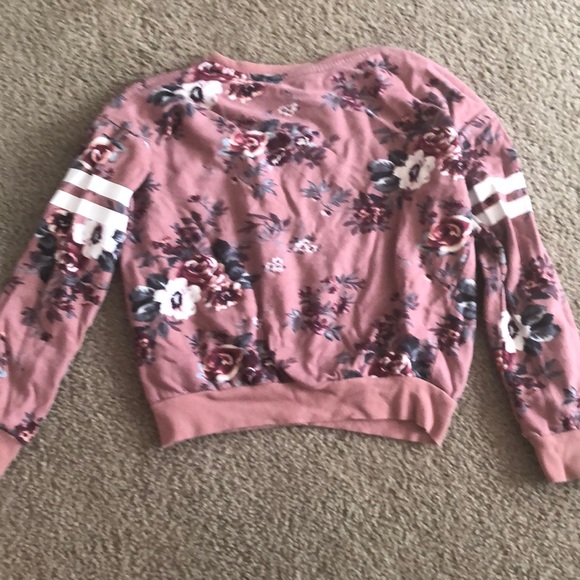 Pink Sweater - Picture 4 of 4